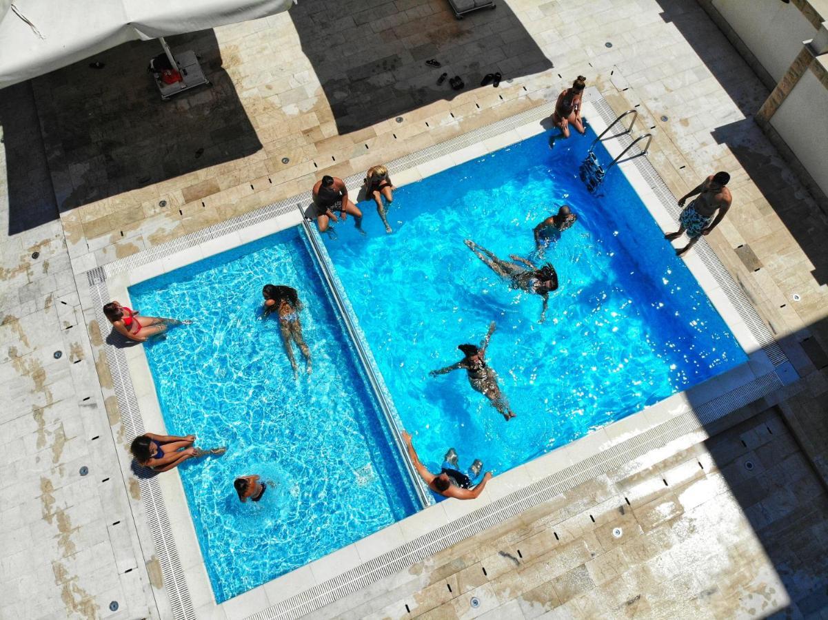 Chill And Go Aparthotel ブドヴァ エクステリア 写真